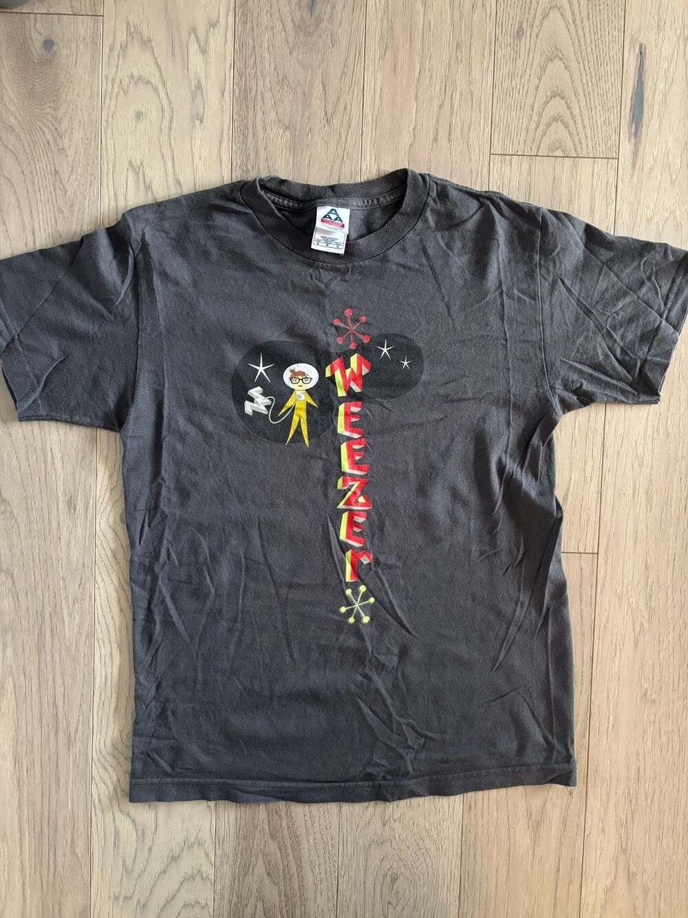 Vintage Weezer Band T-Shirt Size S Black Space Astronaut Graphic Tee